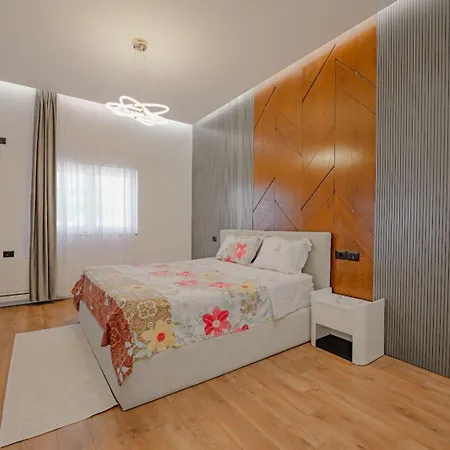 빌라 Osmani 사밀